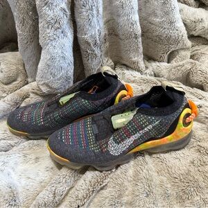 Nike Air VaporMax 2020 Flyknit Multi-Color Shoes Size 7M / 8.5W